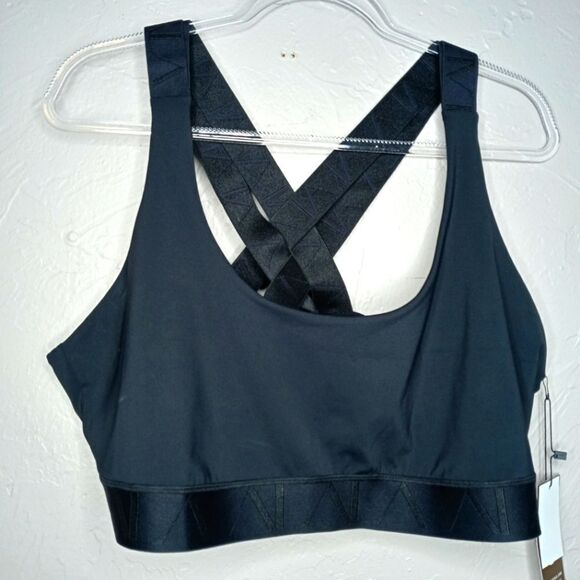 ALALA Eclipse Black Sports Bra - Picture 1 of 5